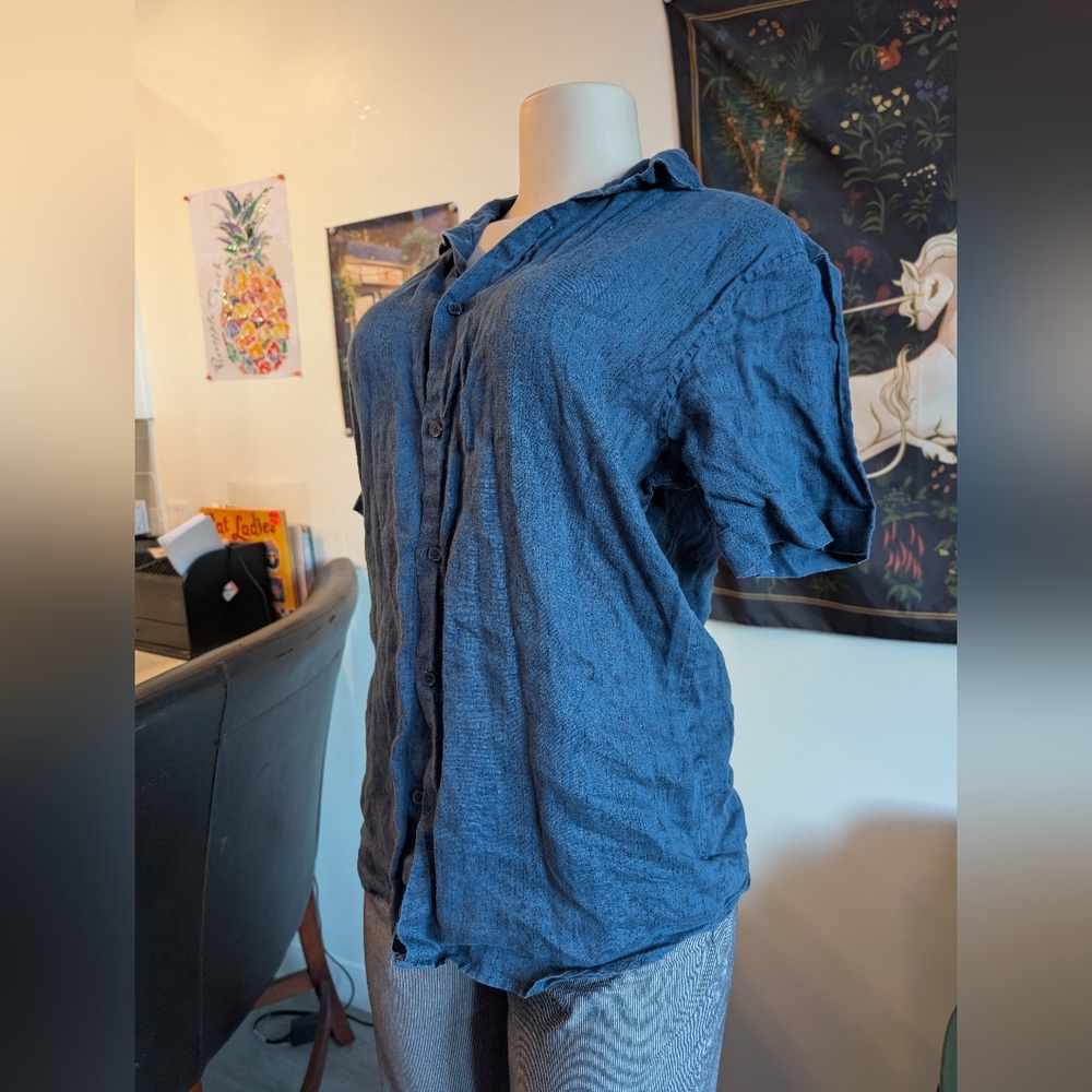 Calvin Klein Men's Blue Casual Button Down Short Sleeve Shirt Size Small - Picture 2 of 11